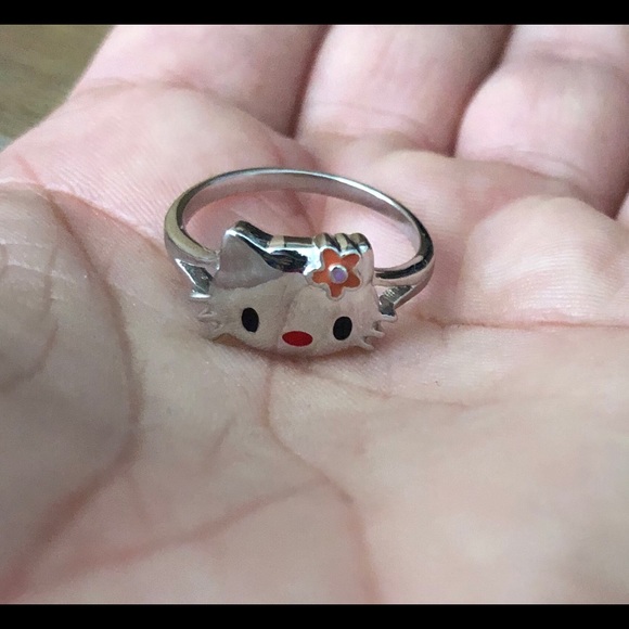 HELLO KITTY-NWT Silver Tone RING - Picture 3 of 11